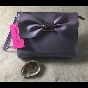 Betsey Johnson Wristlet👛